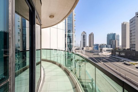 Apartment in Downtown Dubai (Downtown Burj Dubai), Dubai 3 bedrooms, 159.98 sq.m. № 138304 - photo 18
