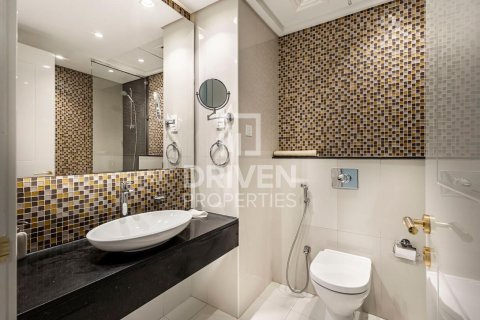 Apartment in Downtown Dubai (Downtown Burj Dubai), Dubai 3 bedrooms, 159.98 sq.m. № 138304 - photo 14
