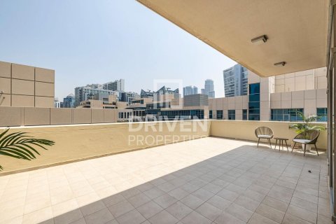 Apartment in Bay Square, Business Bay, Dubai 1 bedroom, 147.34 sq.m. № 138311 - photo 12