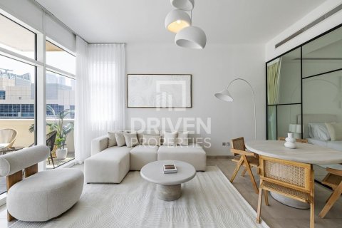 Apartment in Bay Square, Business Bay, Dubai 1 bedroom, 147.34 sq.m. № 138311 - photo 3