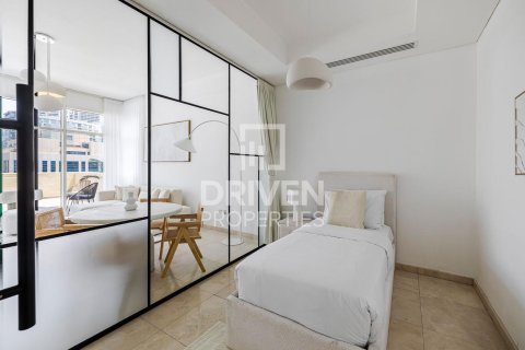 Apartment in Bay Square, Business Bay, Dubai 1 bedroom, 147.34 sq.m. № 138311 - photo 5