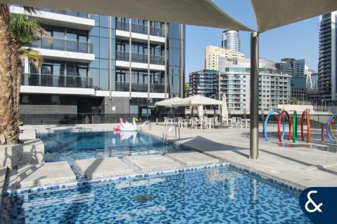 Apartment in Sparkle Towers, Dubai Marina, Dubai 2 bedrooms, 137 sq.m. № 91503 - photo 25