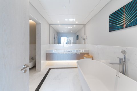 Appartement à The Palm Tower, Palm Jumeirah, Dubai, 1 chambre, 98 m², № 15238 - photo 13