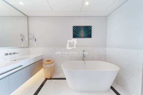 Appartement à The Palm Tower, Palm Jumeirah, Dubai, 1 chambre, 98 m², № 15238 - photo 12