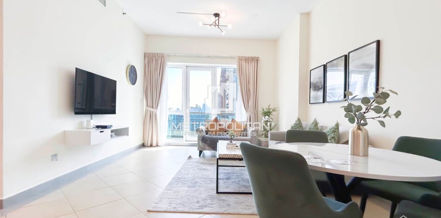 Apartment in Barsha Heights (Tecom), Dubai 2 bedrooms, 121 sq.m. № 15230