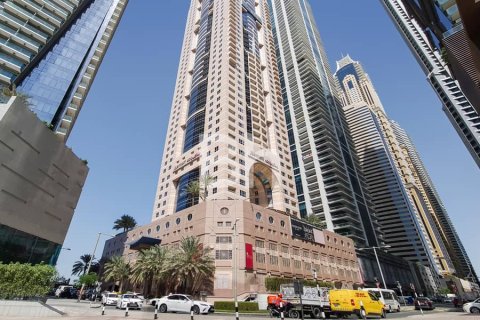Hotel Apartment in Dubai Marina, Dubai 3 bedrooms, 219 sq.m. № 21380 - photo 12