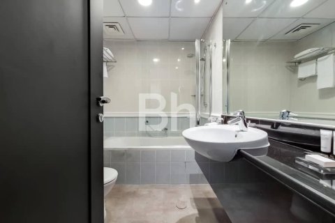 Hotel Apartment in Dubai Marina, Dubai 3 bedrooms, 219 sq.m. № 21380 - photo 10