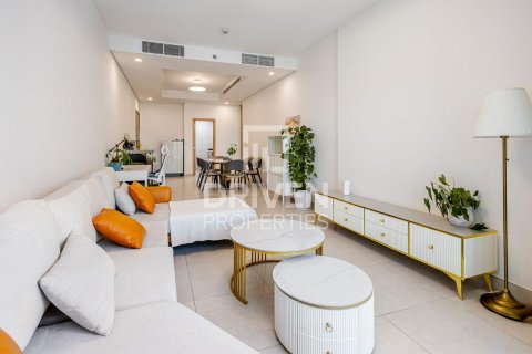 Apartment in Business Bay, Dubai 1 bedroom, 82 sq.m. № 20903 - photo 2