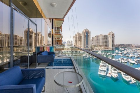 Appartement à Tiara Residences, Palm Jumeirah, Dubai, 2 chambres, 156 m², № 15840 - photo 2