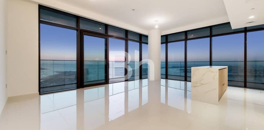 Квартира в Dubai Harbour, Дубай, 3 спальни, 180м², № 21465