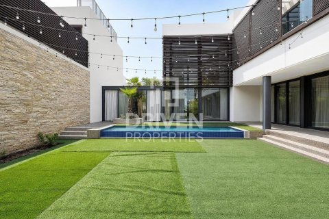 Villa in Sobha Hartland, Mohammed Bin Rashid City, Dubai 5 bedrooms, 745.83 sq.m. № 135908 - photo 4