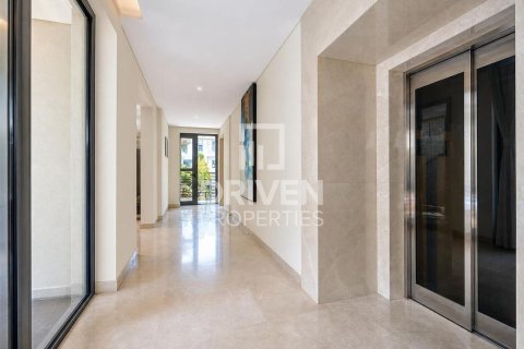 Villa in Sobha Hartland, Mohammed Bin Rashid City, Dubai 5 bedrooms, 745.83 sq.m. № 135908 - photo 19