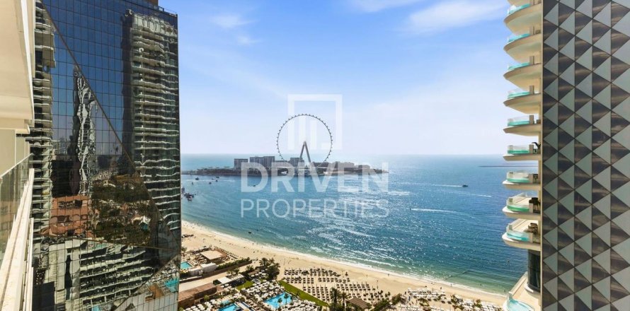 Apartment in Jumeirah Beach Residence, Dubai 1 bedroom, 119.38 sq.m. № 135906