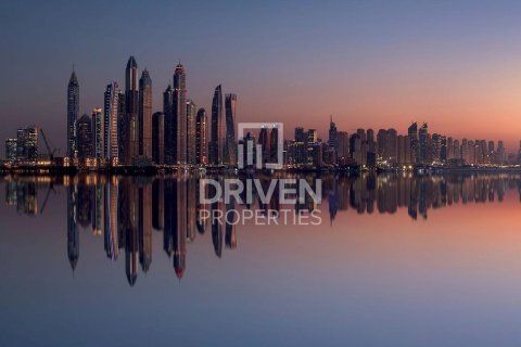 Apartment in City Walk, Dubai 3 bedrooms, 200.21 sq.m. № 135897 - photo 11