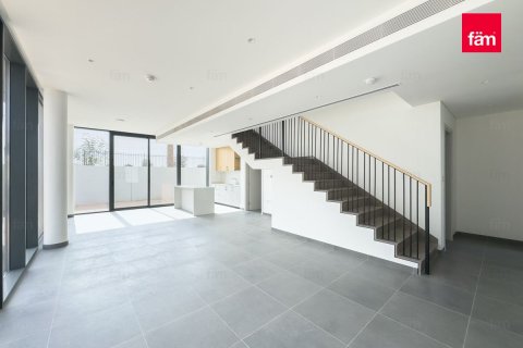 Снять в аренду виллу в Дубае: 4 спальни, 302.5м², № 89274 - фото 6