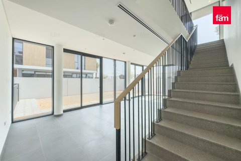 Снять в аренду виллу в Дубае: 4 спальни, 302.5м², № 89274 - фото 10