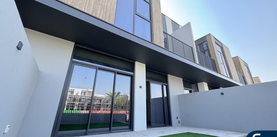 Townhouse in Mudon, Dubai 3 bedrooms, 206 sq.m. № 76377