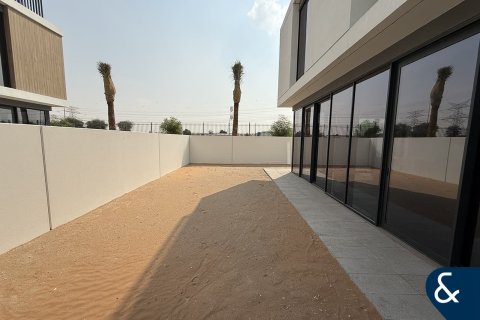Villa in Arabian Ranches 3, Dubai 4 bedrooms, 302 sq.m. № 76392 - photo 27