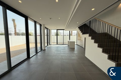 Villa in Arabian Ranches 3, Dubai 4 bedrooms, 302 sq.m. № 76392 - photo 3