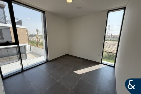 Villa in Arabian Ranches 3, Dubai 4 bedrooms, 302 sq.m. № 76392 - photo 15