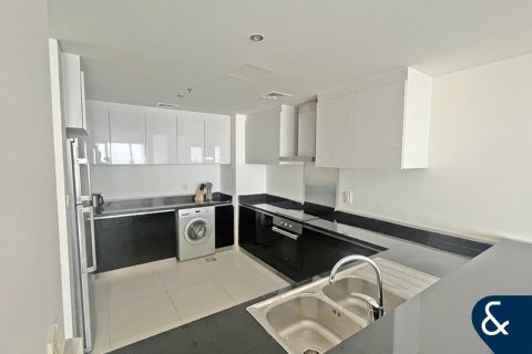 Снять в аренду квартиру в Дубай Марине, Дубай: 2 спальни, 126м², № 79426 - фото 3