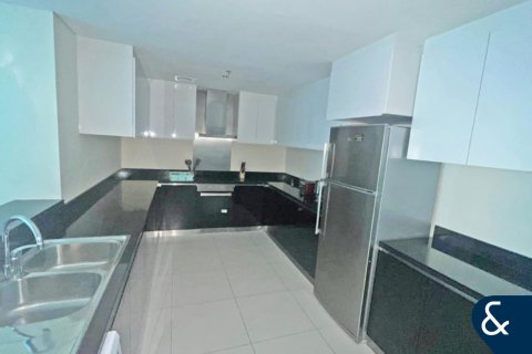 Снять в аренду квартиру в Дубай Марине, Дубай: 2 спальни, 126м², № 79426 - фото 7