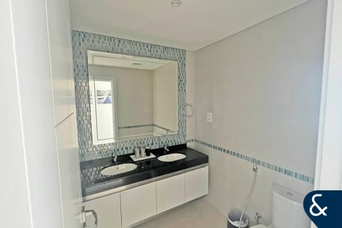 Снять в аренду квартиру в Дубай Марине, Дубай: 2 спальни, 126м², № 79426 - фото 5