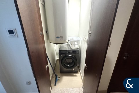 Apartment in BURJ VISTA in Downtown Dubai (Downtown Burj Dubai), Dubai 1 bedroom, 76 sq.m. № 79418 - photo 9