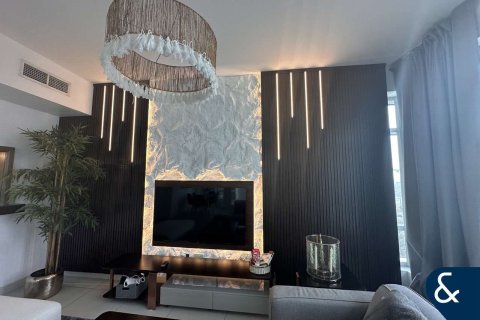 Снять в аренду квартиру в Даунтаун Дубай (Даунтаун Бурдж Дубай), Дубай: 1 спальня, 85м², № 79419 - фото 2