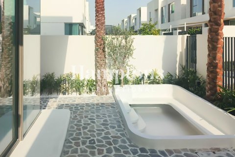 Townhouse in The Valley, Dubai 4 bedrooms, 257.51968376 sq.m. № 96797 - photo 3