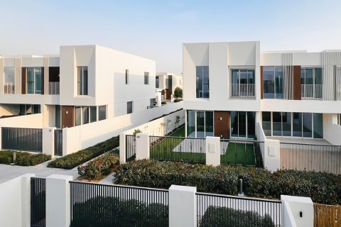 Townhouse in The Valley, Dubai 4 bedrooms, 257.51968376 sq.m. № 96797 - photo 13