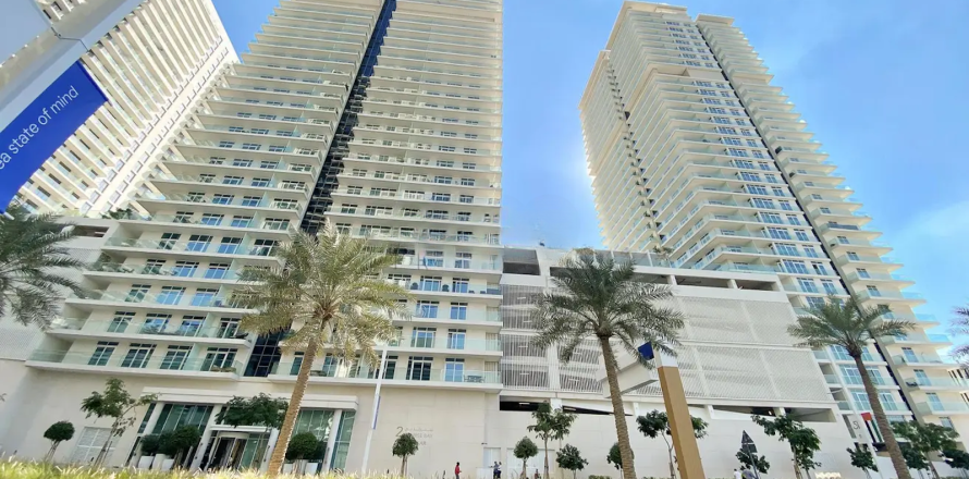 Appartement à Dubai, 2 chambres, 120 m², № 5530