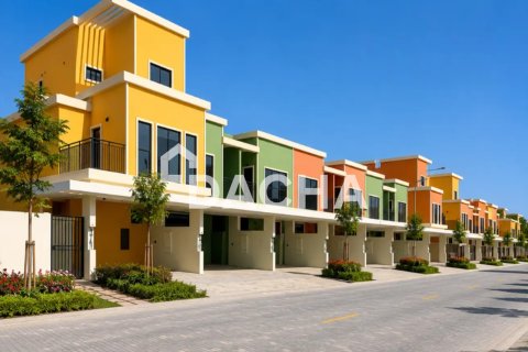Adosado en Damac Lagoons, Dubai, 3 dormitorios, 144 m², № 141390