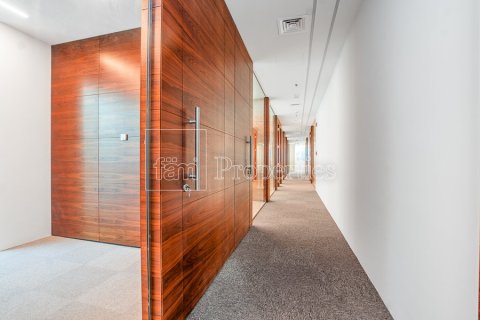 Oficina en Business Bay, Dubai, 626.3 m², № 13151 - foto 25