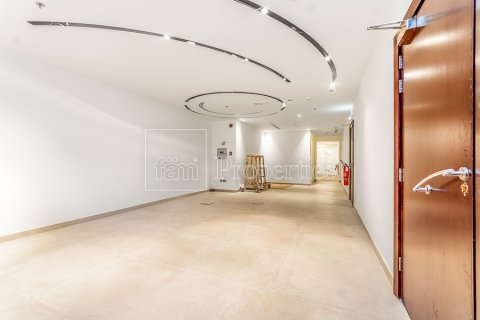 Oficina en Business Bay, Dubai, 626.3 m², № 13151 - foto 23