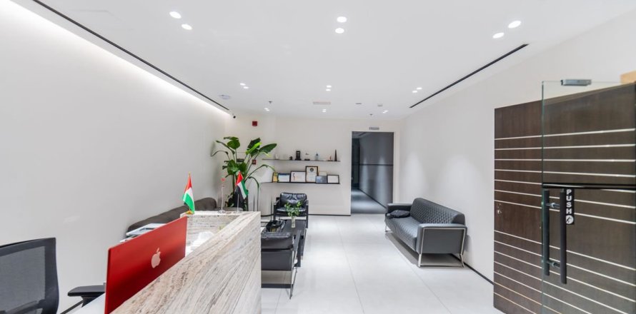 Oficina en Business Bay, Dubai, 626.3 m², № 13151