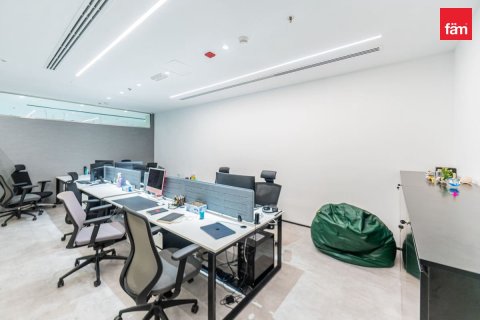 Oficina en Business Bay, Dubai, 626.3 m², № 13151 - foto 7