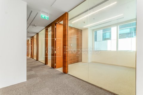 Oficina en Business Bay, Dubai, 626.3 m², № 13151 - foto 27