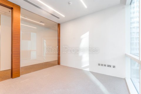 Oficina en Business Bay, Dubai, 626.3 m², № 13151 - foto 19