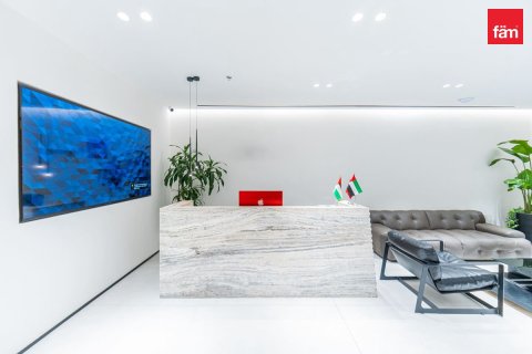 Oficina en Business Bay, Dubai, 626.3 m², № 13151 - foto 9