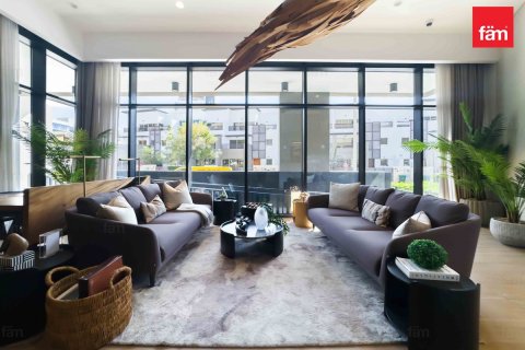 Apartment in Dubai 2 bedrooms, 95.4 sq.m. № 13212 - photo 17