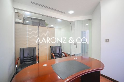 Bureau à Jumeirah Lake Towers, Dubai, 177 m², № 58495 - photo 6