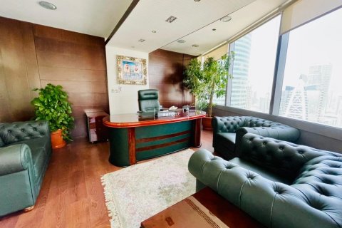 Bureau à Jumeirah Lake Towers, Dubai, 177.2 m², № 58495 - photo 2