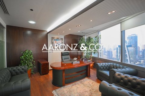 Bureau à Jumeirah Lake Towers, Dubai, 177 m², № 58495