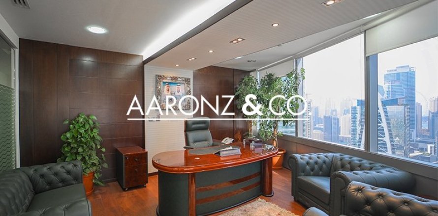 Bureau à Jumeirah Lake Towers, Dubai, 177 m², № 58495