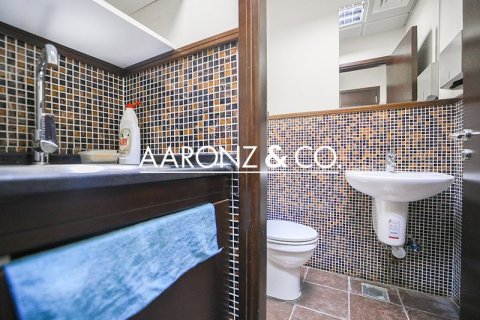 Bureau à Jumeirah Lake Towers, Dubai, 177 m², № 58495 - photo 11