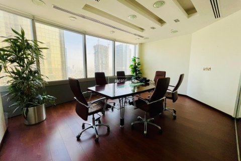 Bureau à Jumeirah Lake Towers, Dubai, 177.2 m², № 58495 - photo 12