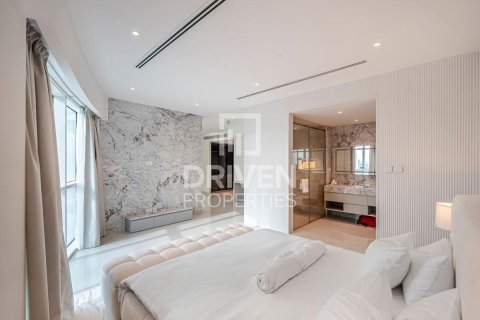 Penthouse in Jumeirah Lake Towers, Dubai 4 bedrooms, 383 sq.m. № 87239 - photo 12