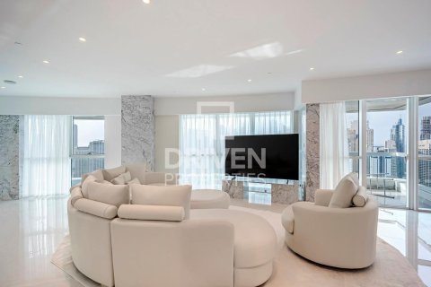 Penthouse in Jumeirah Lake Towers, Dubai 4 bedrooms, 383 sq.m. № 87239 - photo 4