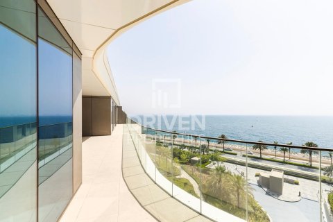 Apartment in W Residences, Palm Jumeirah, Dubai 5 bedrooms, 679 sq.m. № 87248 - photo 1